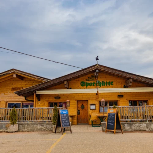Sporthütte - Kastelruth - Restaurant & Pizza - Außen 01