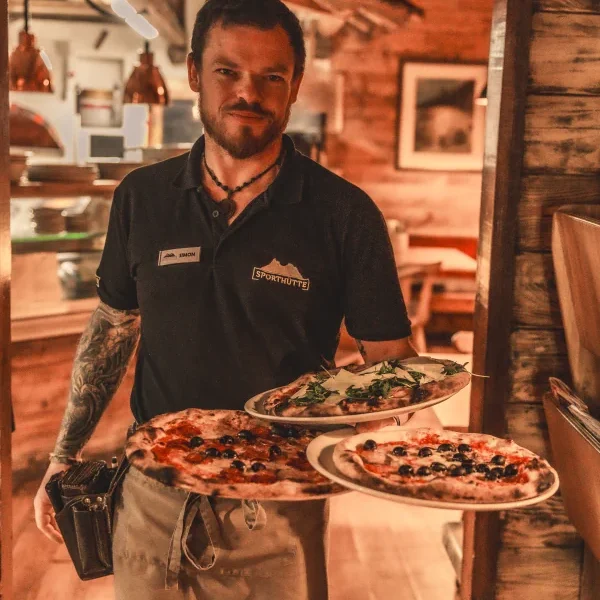 Sporthütte - Kastelruth - Restaurant & Pizza - Pizza Kellner
