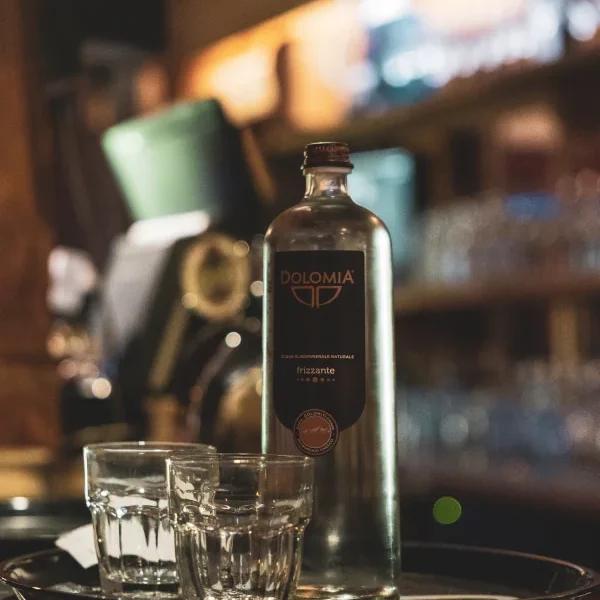 Sporthütte - Kastelruth - Restaurant & Pizza - Wasser